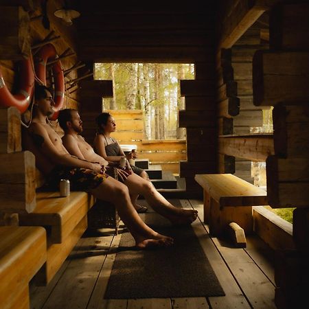 Vaattunki Wilderness Resort Rovaniemi Exterior photo